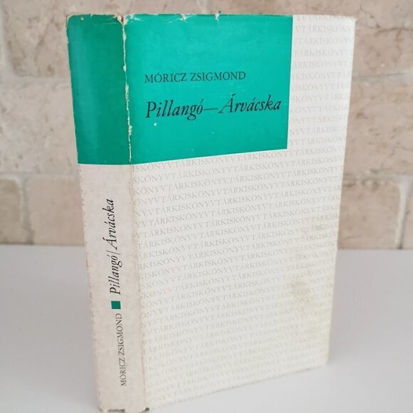 Hungarian Book Pillangó ​/ Árvácska by Móricz Zsigmond 1976 Novelist Playwright - Picture 1 of 9
